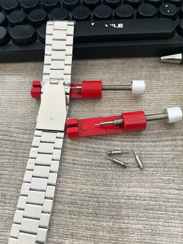 Watch Strap Repair Tool Adjusting Metal Watch Tool with Watch Pin Band Bracelet Link Pin Tool Remover Easy To Remover Adjust