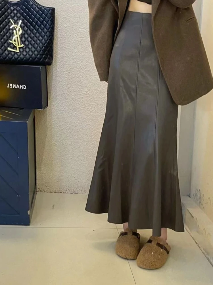 

French style retro temperament slimming half body leather skirt autumn new fashionable high waist fish tail long skirt