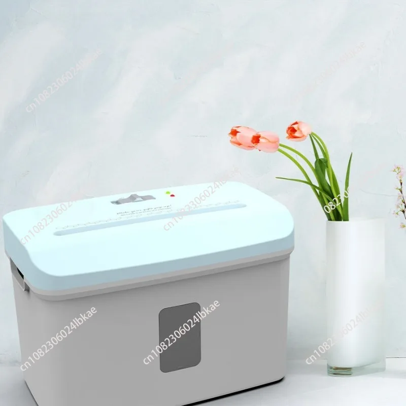 

220V New Design Small Size Crinkle Cut Paper EU Plug Shredder Machine