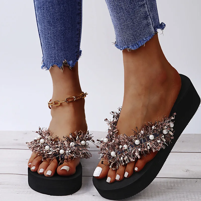 

Fashion Pearl Decor Thick Bottom Slippers Women Colorful Sequins Clip Toe Wedge Sandals Female Lightweight Non Slip Slides Mujer