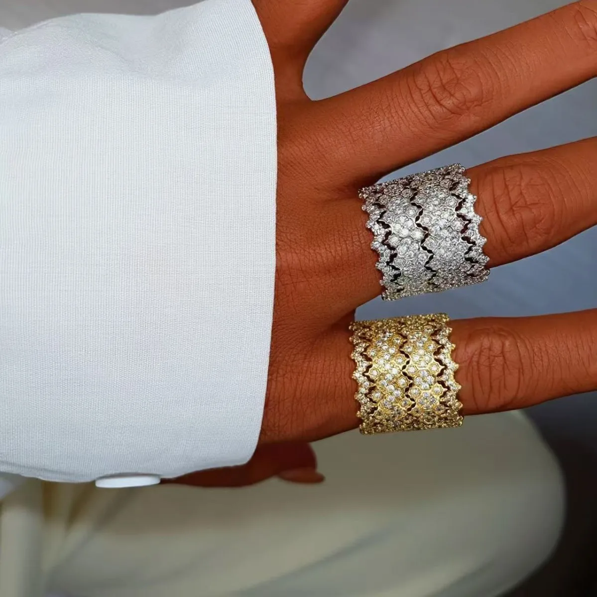 New Arrival Fashion Gypsophila Mesh Cut Outlace Edge Full Zirconium Bracelet Ring Design Accessible Luxury Classy Set