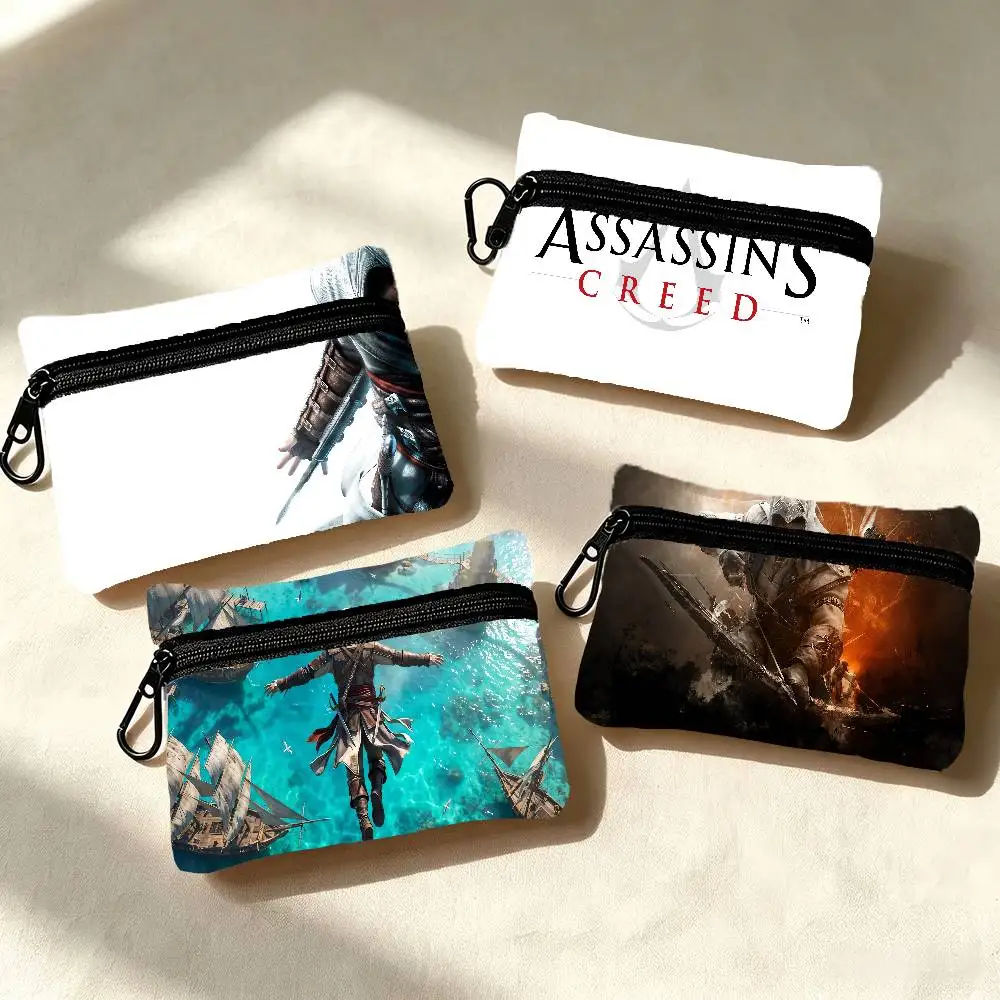 GAME Assassin's Creed Lightweight Oxford Fabric Coin Purse Carabiner Hook Design Mini Card Key Organizer Bag
