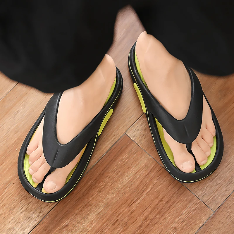 

Новинка 2025, стильные мужские уличные модные летние пляжные тапочки, повседневные сандалии, мужские легкие тапочки, шлепанцы, новые летние нескользящие