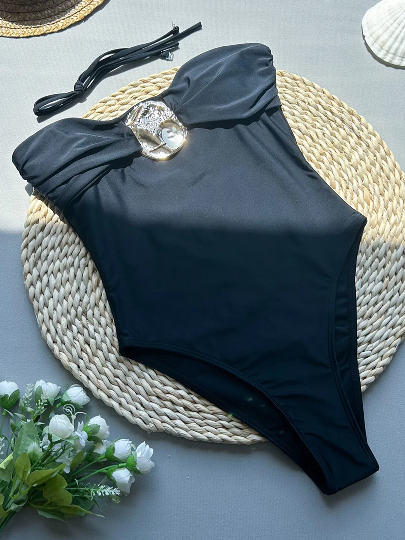 2024 New Sexy Metal Accessories One Piece Swimsuit For Women Bodysuit Swimwear Female Push Up Monokini Solid Bathing Suits Beach