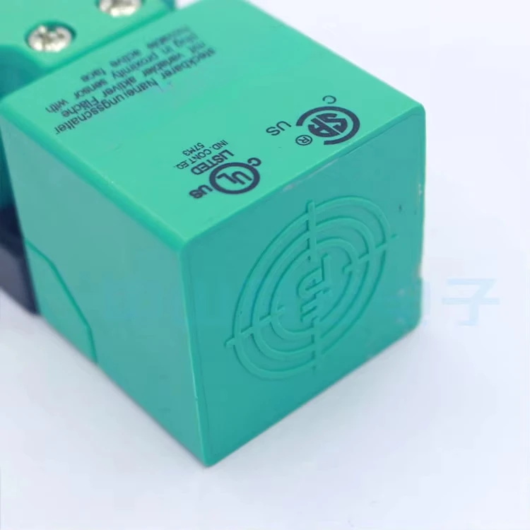 P + F Pepperl + Fuchs NJ20 + U1 + W مستشعر مفتاح القرب التعريفي بقعة أصلية أصلية