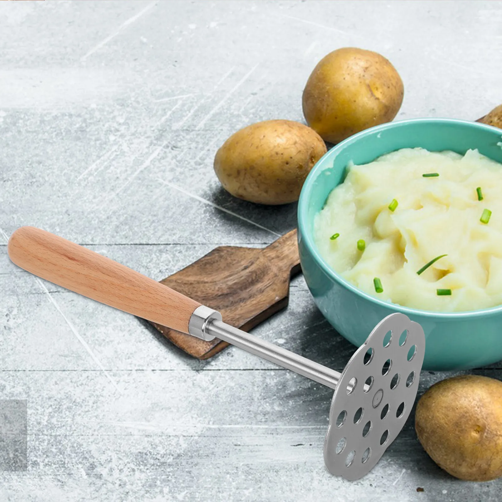 

Stainless Steel Potato Masher Wood Handle Manual Nonstick Vegetable Crusher Ricer Smasher Kitchen Gadget for Fruits Beans Baby