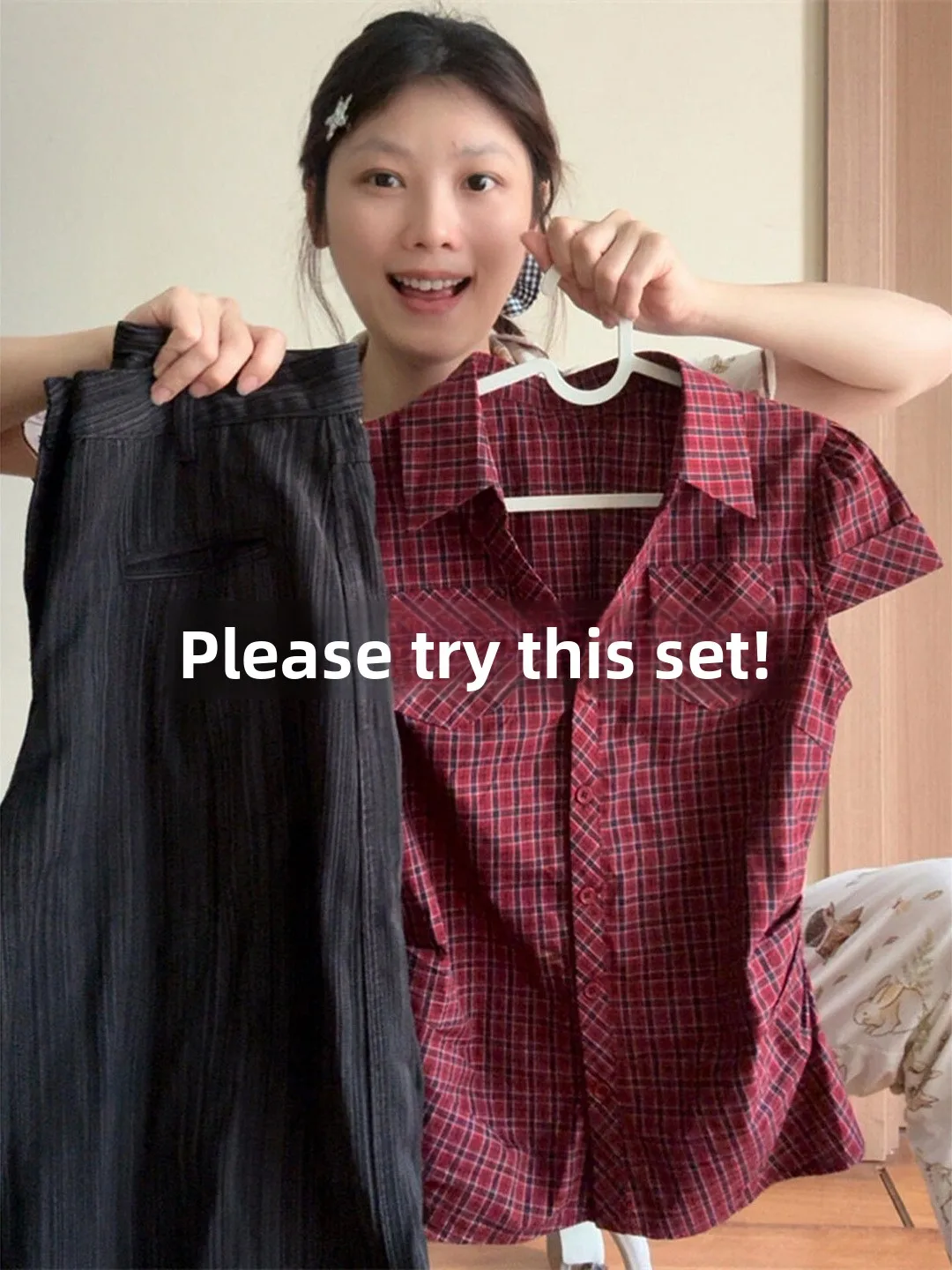 

Miu System Retro Red Plaid Waist-Cinching Short Sleeve Shirt Women Summer Pleated Slimming Sexy Beautiful Top Pure Cotton Pol...