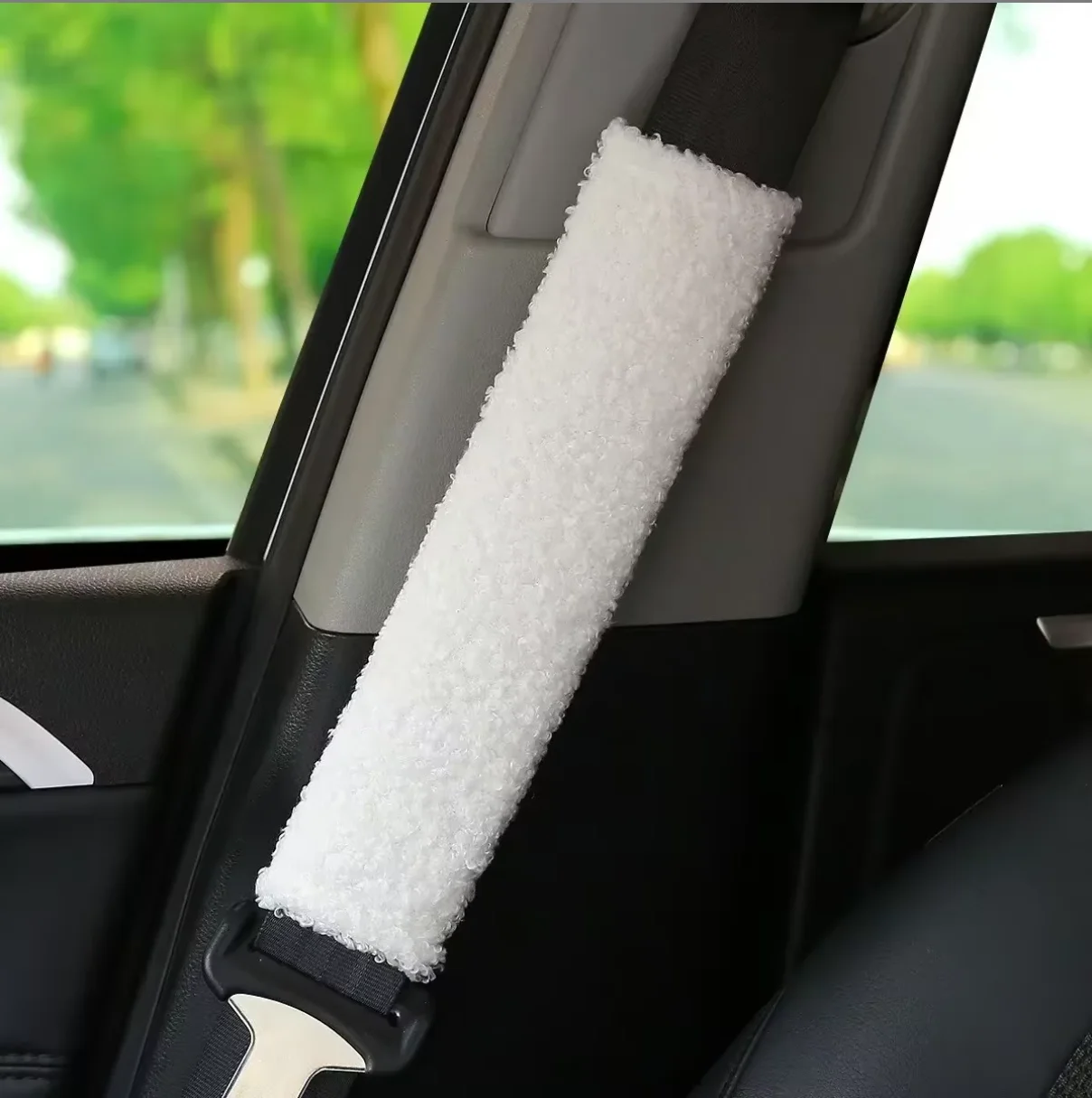 Car Seat Belt Shoulder Pad Soft Plush Seatbelt Cover Comfortable Shoulder Strap Cushion Protector Adults Kids Car Accessories