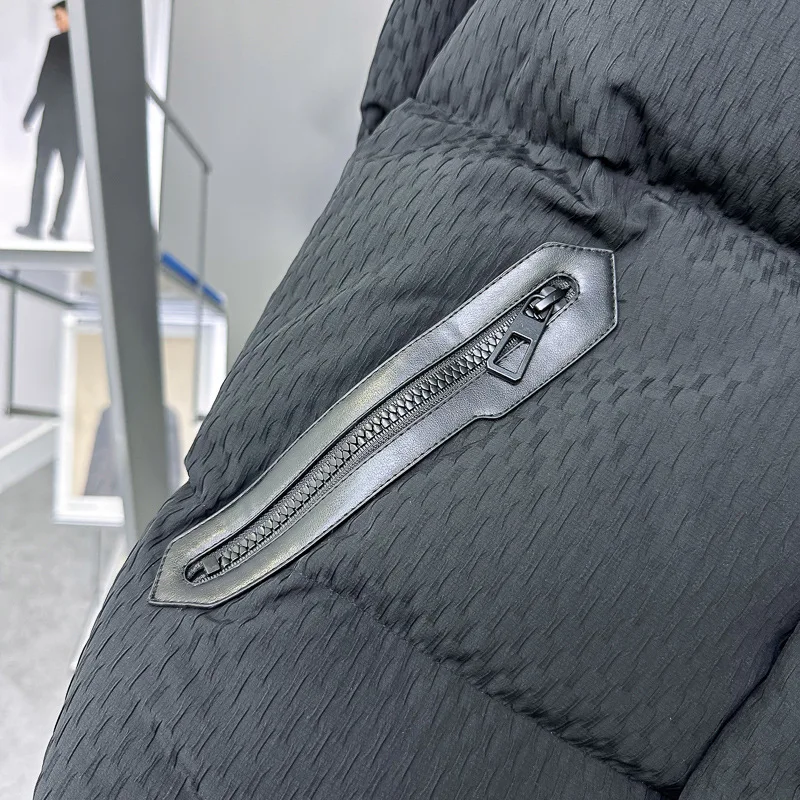 เสื้อแจ็คเก็ตดาวน์คอปกย่นสไตล์ใหม่ฤดูหนาวของผู้ชาย เสื้อแจ็คเก็ตดาวน์ขนมปังเรียบง่าย