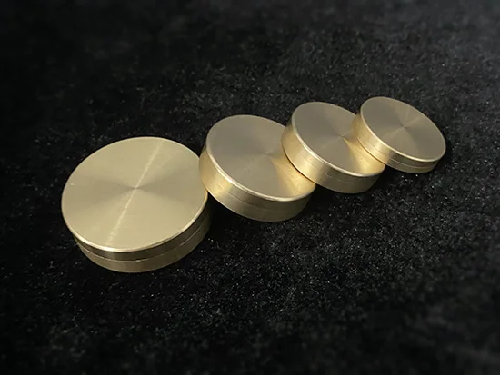 Caja anidada (latón) de Oliver, trucos de Magia, moneda firmada, desaparece, aparece en caja de Metal, ilusión de primer plano, truco, Magia, magos, utilería