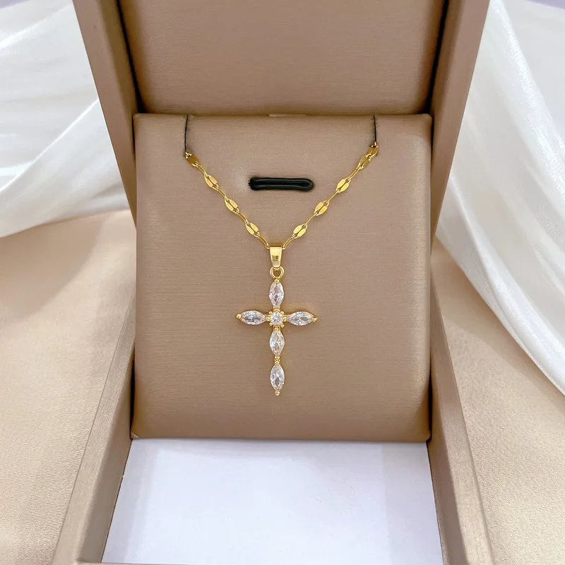 Classic Retro Light Luxury Cross Necklace Personalized Versatile Christian Stainless Steel Clavicle Chain