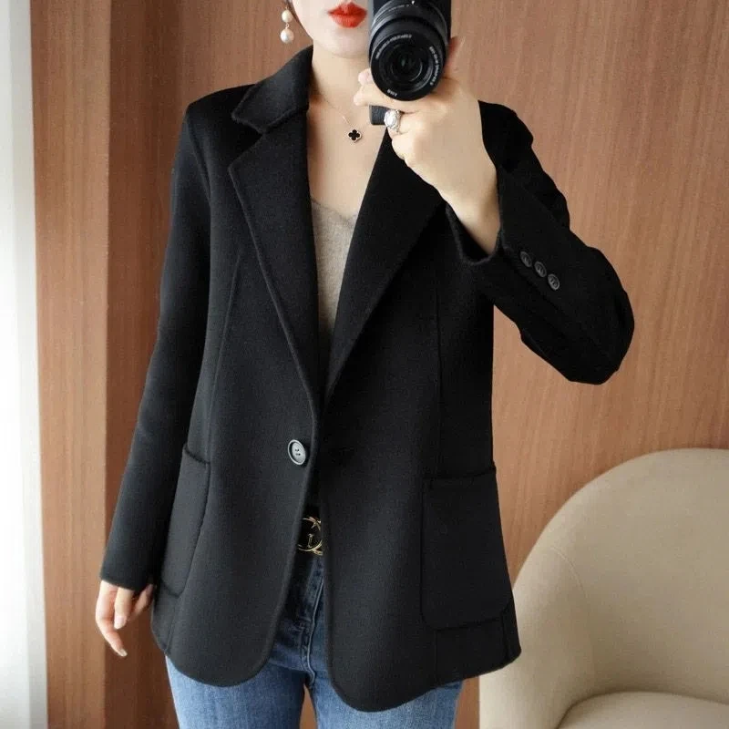 2024 New Short Temperament Blazer Jacket Women\'s Autumn Slim Pocket Wool Coat Single Button Casual Female Blazers Outwear Tops