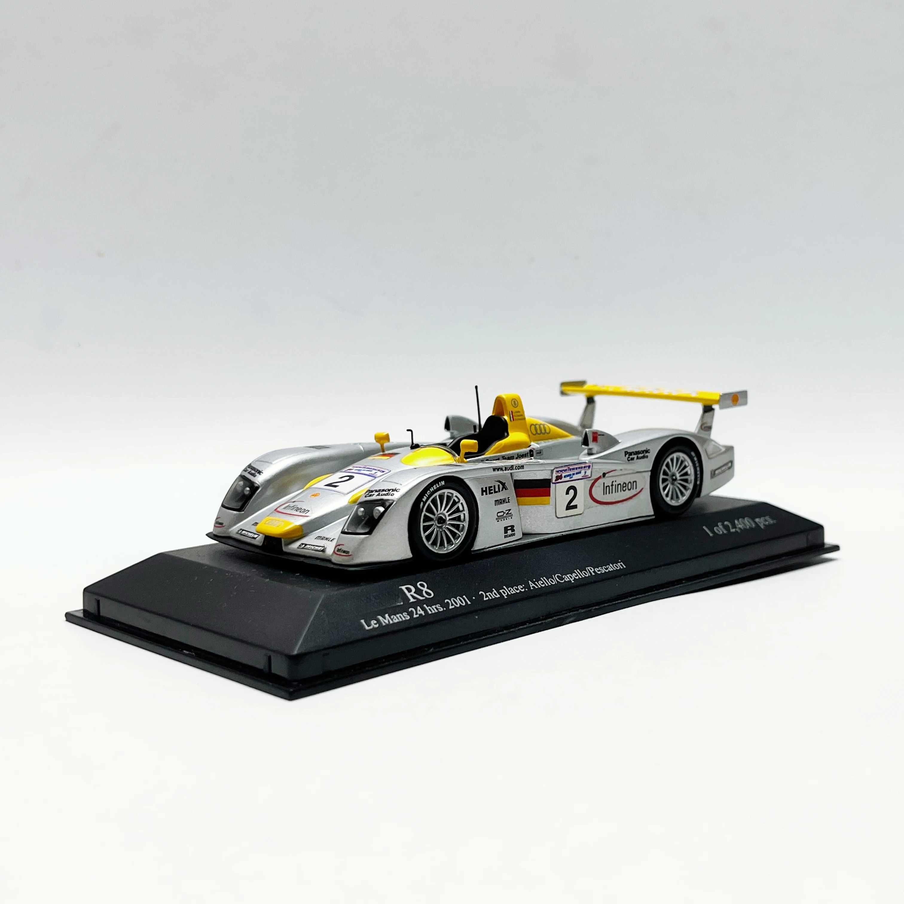 

MINICHAMPS 1/43 Audi R8 24 Hours of Le Mans, Racing Model 85