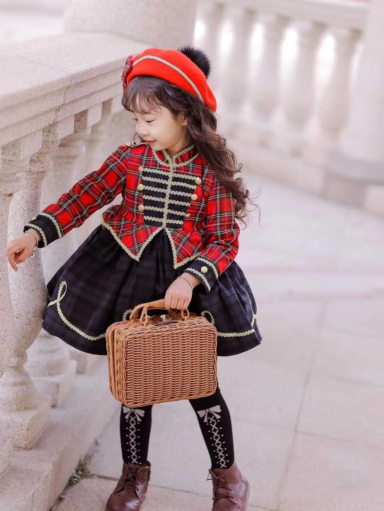 Baby Girl Autumn Winter Green Plaid Red Velvet Vintage Spanish Princess Ball Gown Dress for Eid Party Birthday Causal