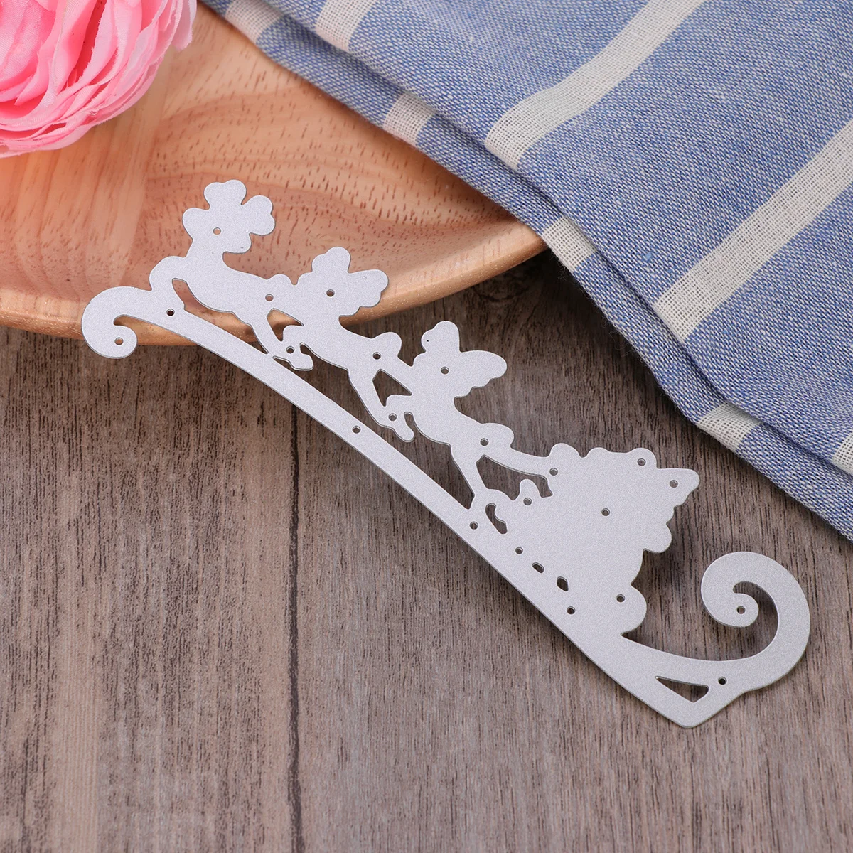 

Christmas Cutting Dies Metal Stencils Santa Claus Scrapbooking Tools Handcraft Photo Album Gift Reindeer Design Durable