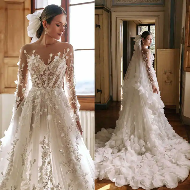 Princess Ball Gown Wedding Dresses High Neck Long Sleeve Appliques Bridal Gowns With Veils Sequins Customized Vestidos De Novia