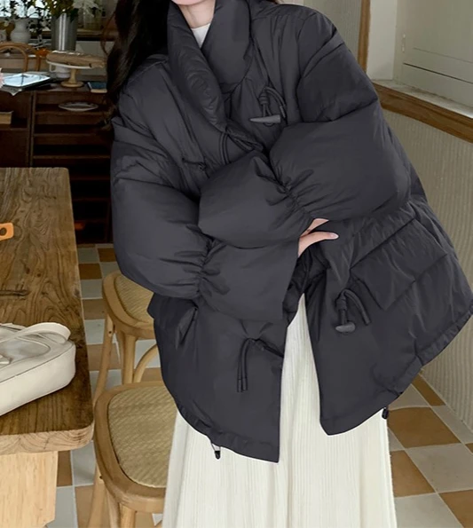 

Black Women's 2025 Winter New Fashionable and Versatile Bull Horn Button Thick Cotton Jacket