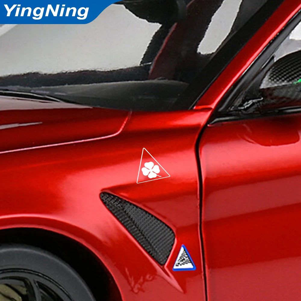 2PCS Car Sticker Body Fender Four Leaf Clover Reflective Decal Vinyl for Alfa Romeo 159 147 156 166 Giulietta Giulia Mito Spider