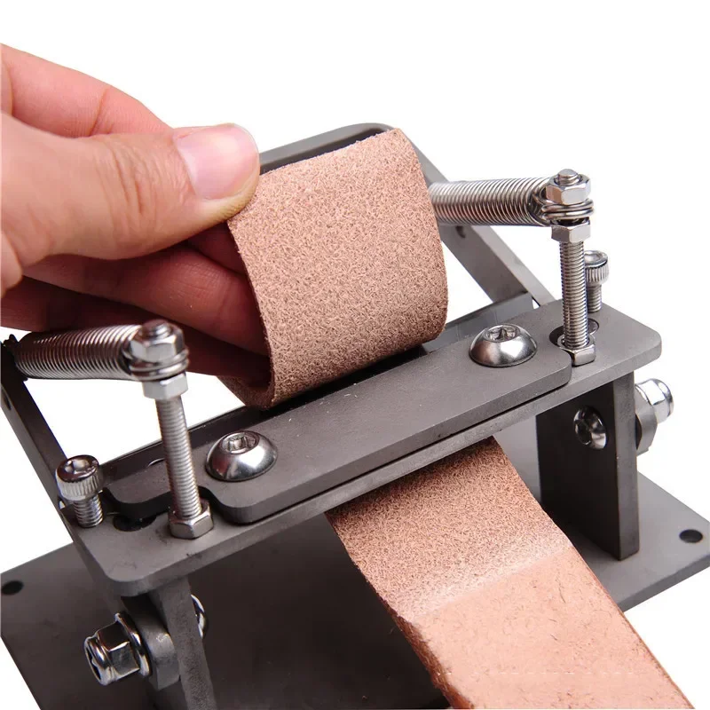 

DIY Leather Strip Belt, 304 Stainless Steel, Manual Cowhide Splitter, Cutting and Peeling Roller, Leather Tools, 3.5-5mm