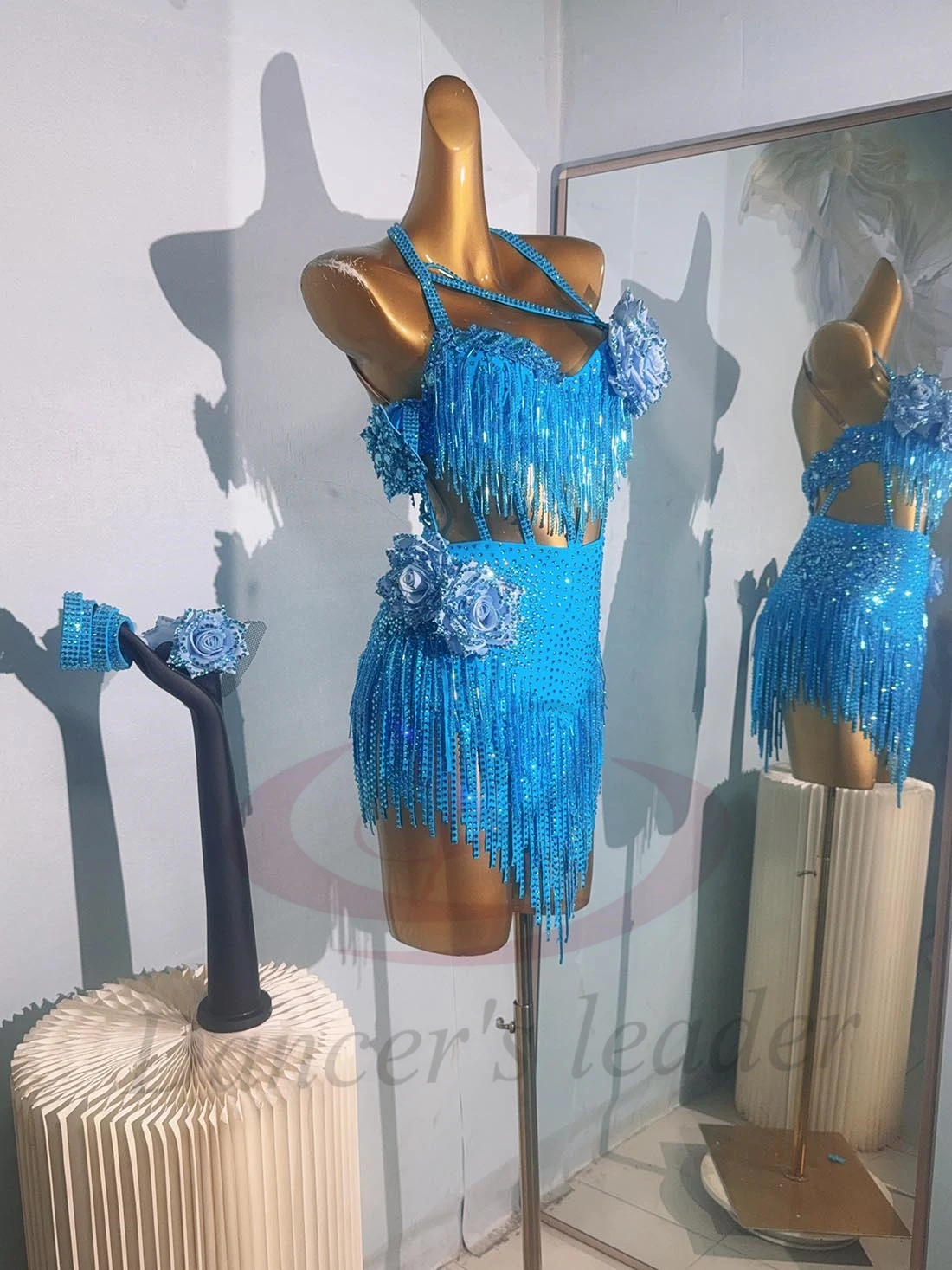 Latin Dancer, Adult, And Children'S High-End Custom Blue Handmade Flower Cha Cha Tango Rhinestone Performance Dress