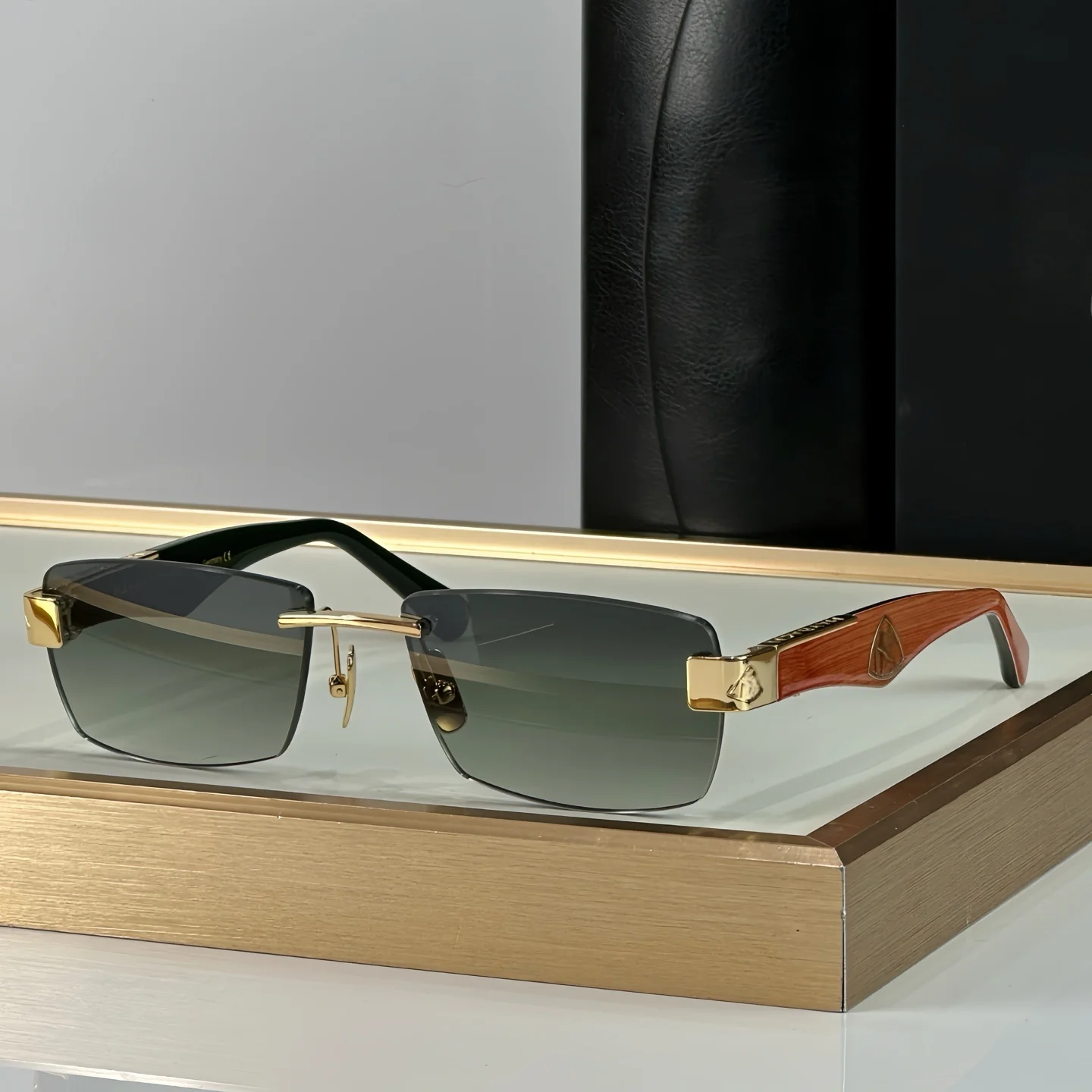 THE CHARACTER II Top Quality Sunglasses for Men and Women Classic Punk Luxury Acetate Titanium Designer Sunglasses Frames
