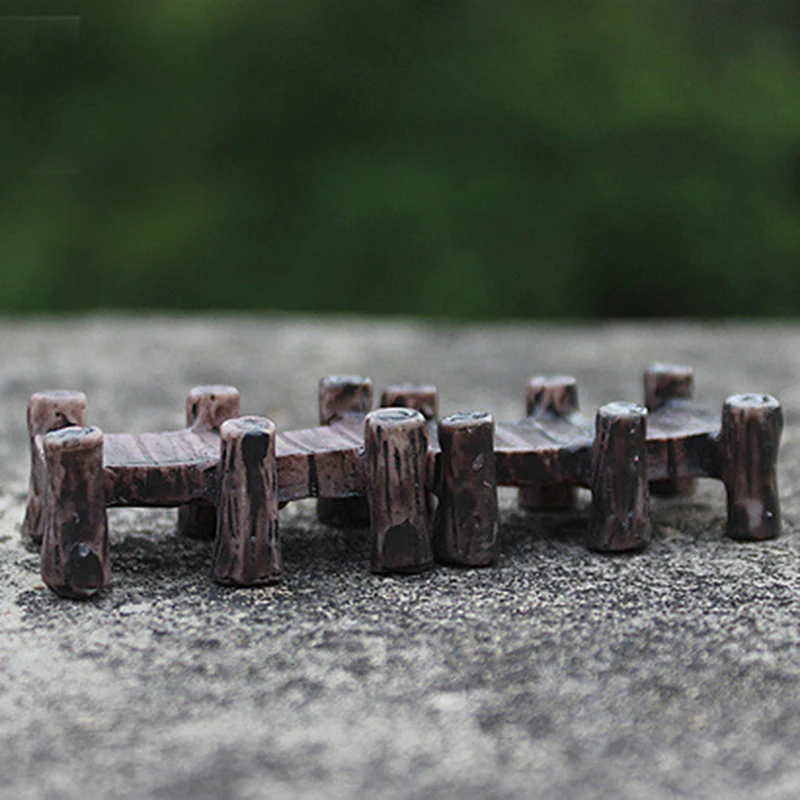 Mini Wooden Bridge Micro Landscape Resin Figurines Fairy Garden Accessories 3.8*2.8*1.5CM