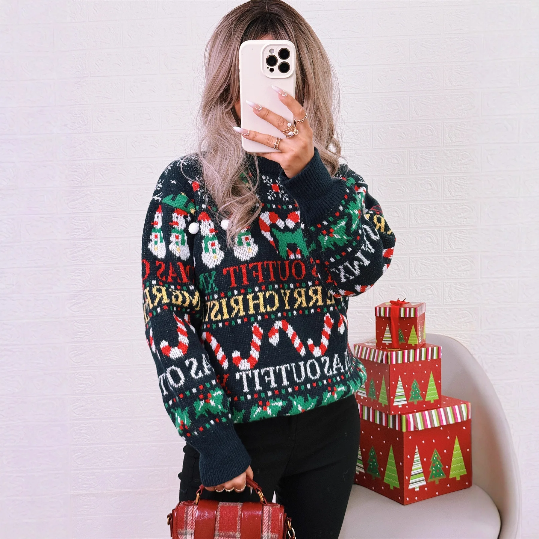 2025 Autunno Inverno Natale Nuovo Color-Block Top lavorato a maglia Girocollo Casual Retro Maglione a maniche lunghe allentato per le donne