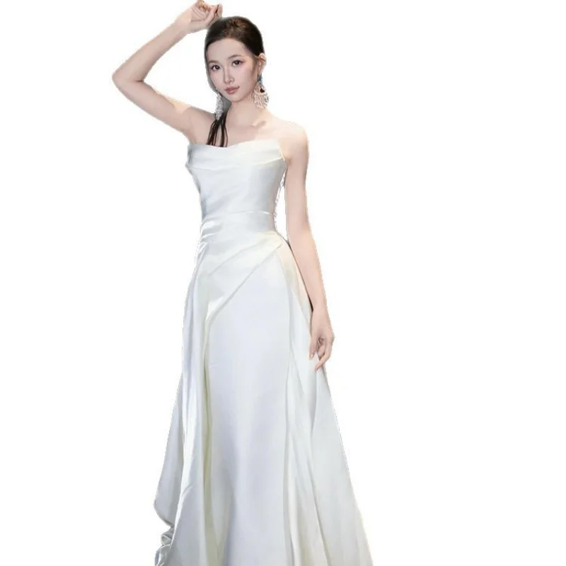 بسيط أنبوب الأعلى ضوء فستان الزفاف 2025New الزفاف عالية الجودة الساتان طرحة الزفاف الفرنسية زائدة فستان الترحيب