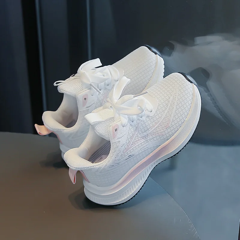 A pair of children's lightweight lace-up sports shoes, elastic cushioned supportive sneakers for all daily activities TX-8810
