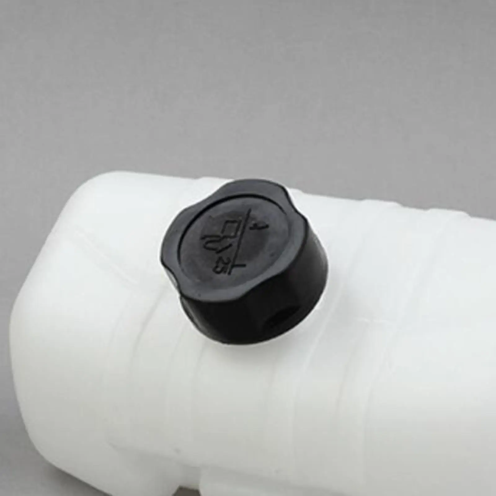 White Plastic 40-5/40-6 Type Fuel Tank for Lawn Mower Weeding Spare Parts