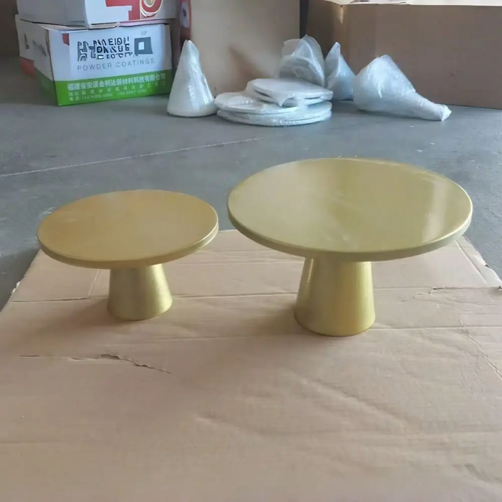 

Elegant Gold Cast Iron Cake Stand Suitable For Weddings, Birthdays And Parties Perfect For Displaying Desserts, Snacks And Past