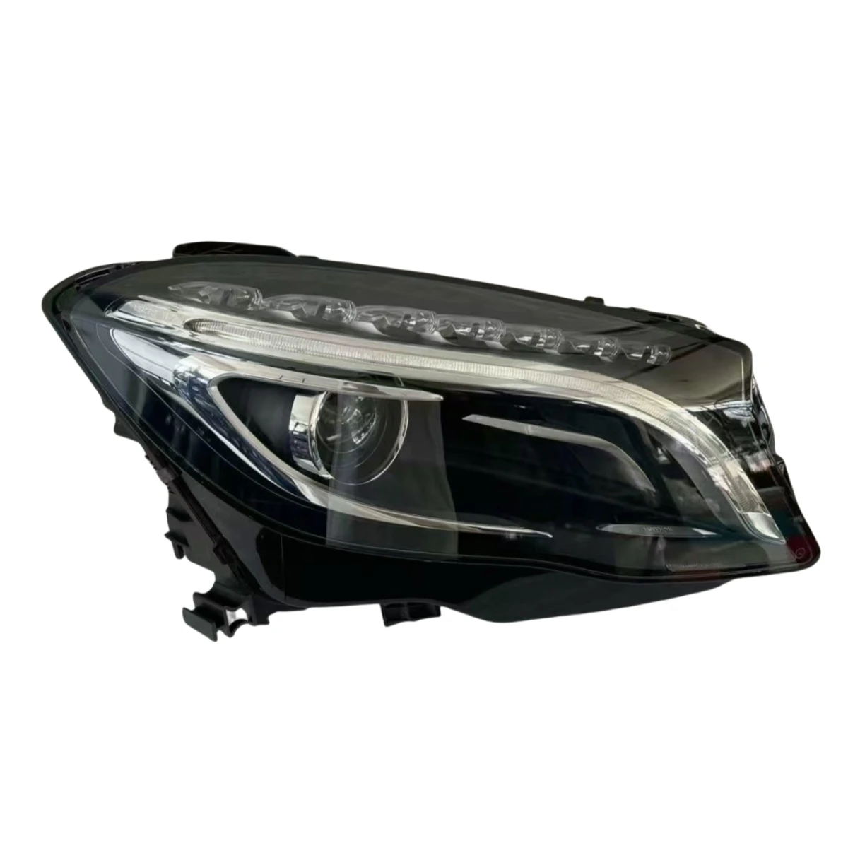 Suitable for Mercedes-Benz W156 GLA180 GLA200 GLA220 GLA260 original remanufactured hernia headlight A1569063100/A1569063200