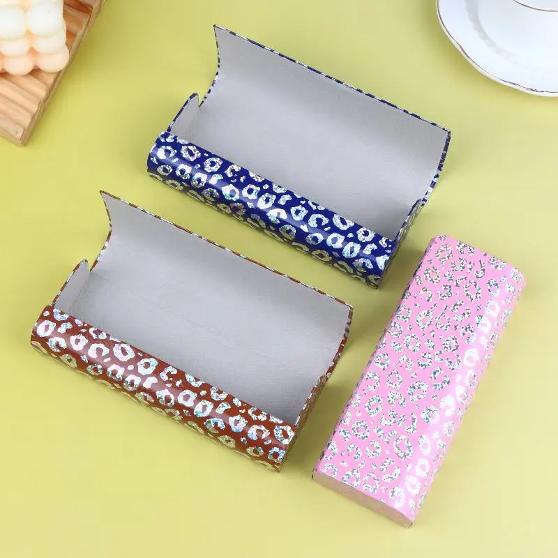 Leopard Print Hard Protective Spectacle Case Durable PU Leather Large Capacity Glasses Holder for Women Girls Daily Carry Travel