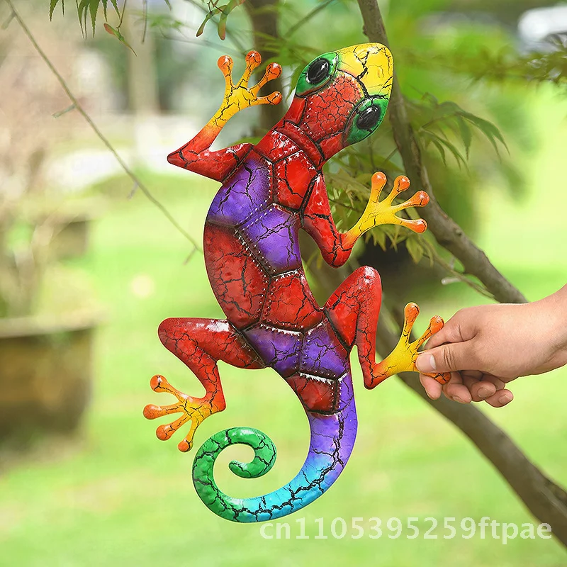 Frosted color crack gecko pendant creative wrought iron animal wall hanging home metal decorations