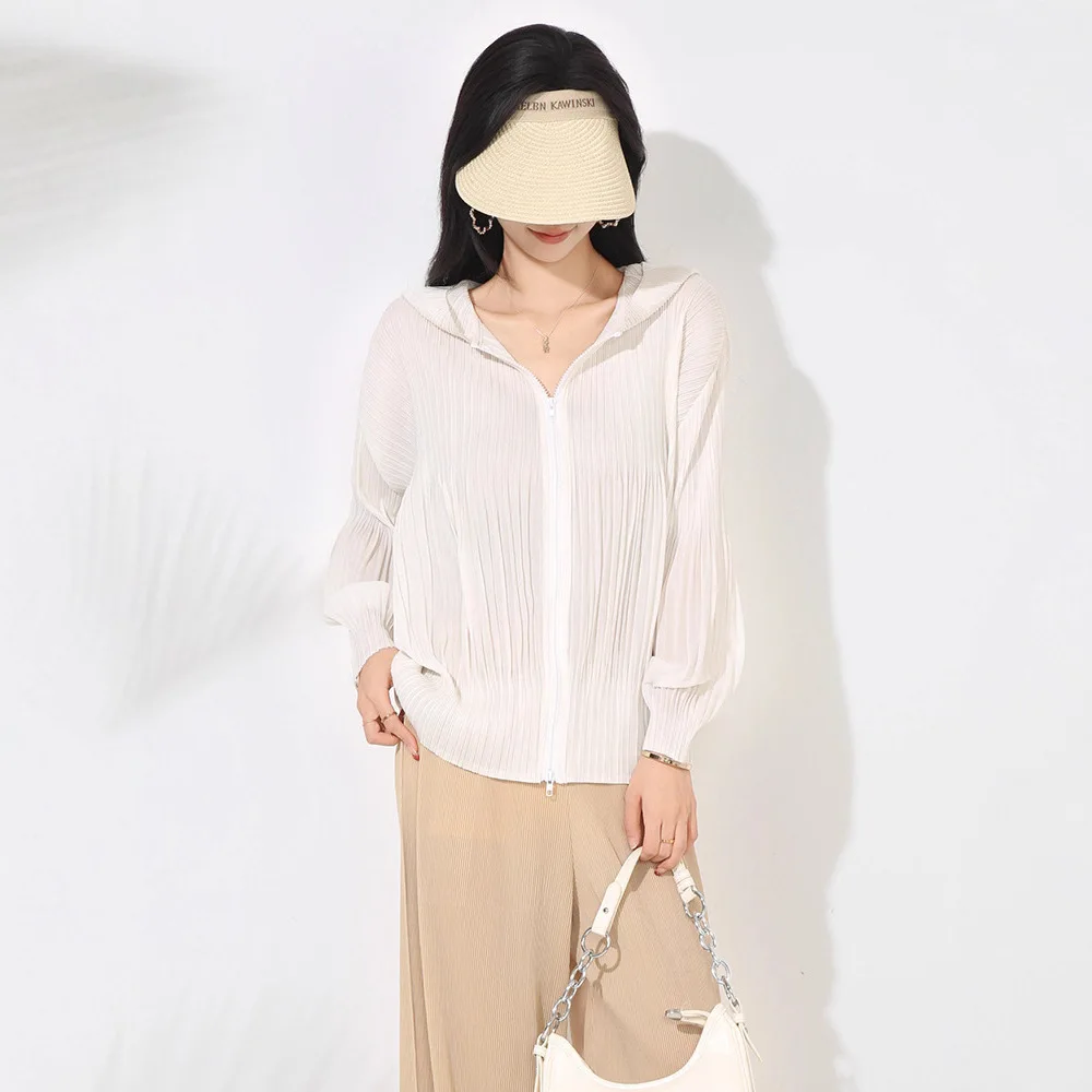 Miyake Summer New 2025 Summer Hooded Jacket Fashion Casual Versatile Loose Large Size Zipper Front Long Sleeve Top Women