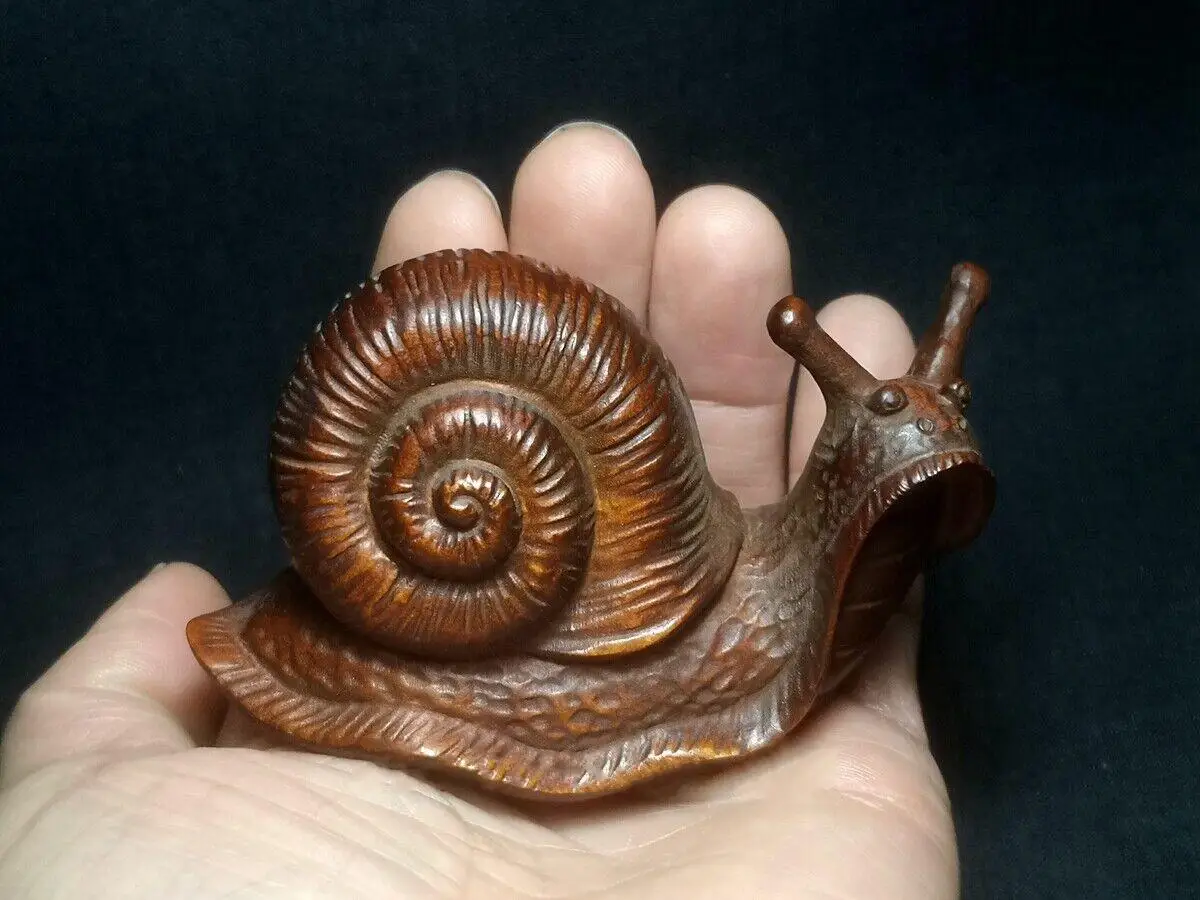 

boxwood hand carved vivid Snail Figure statue netsuke collectable gift