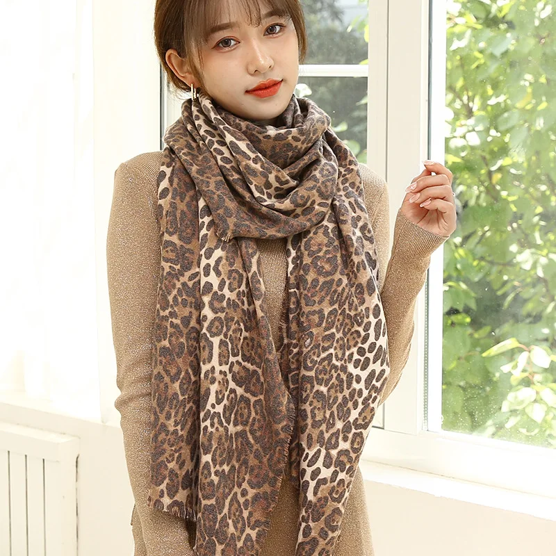 

Scarf Leopard Print Female Cashmere Blend Bufandas Muffler Tassel Shawl Wraps Lady Big Size Scarves Ethic Style Pashmina Foulard