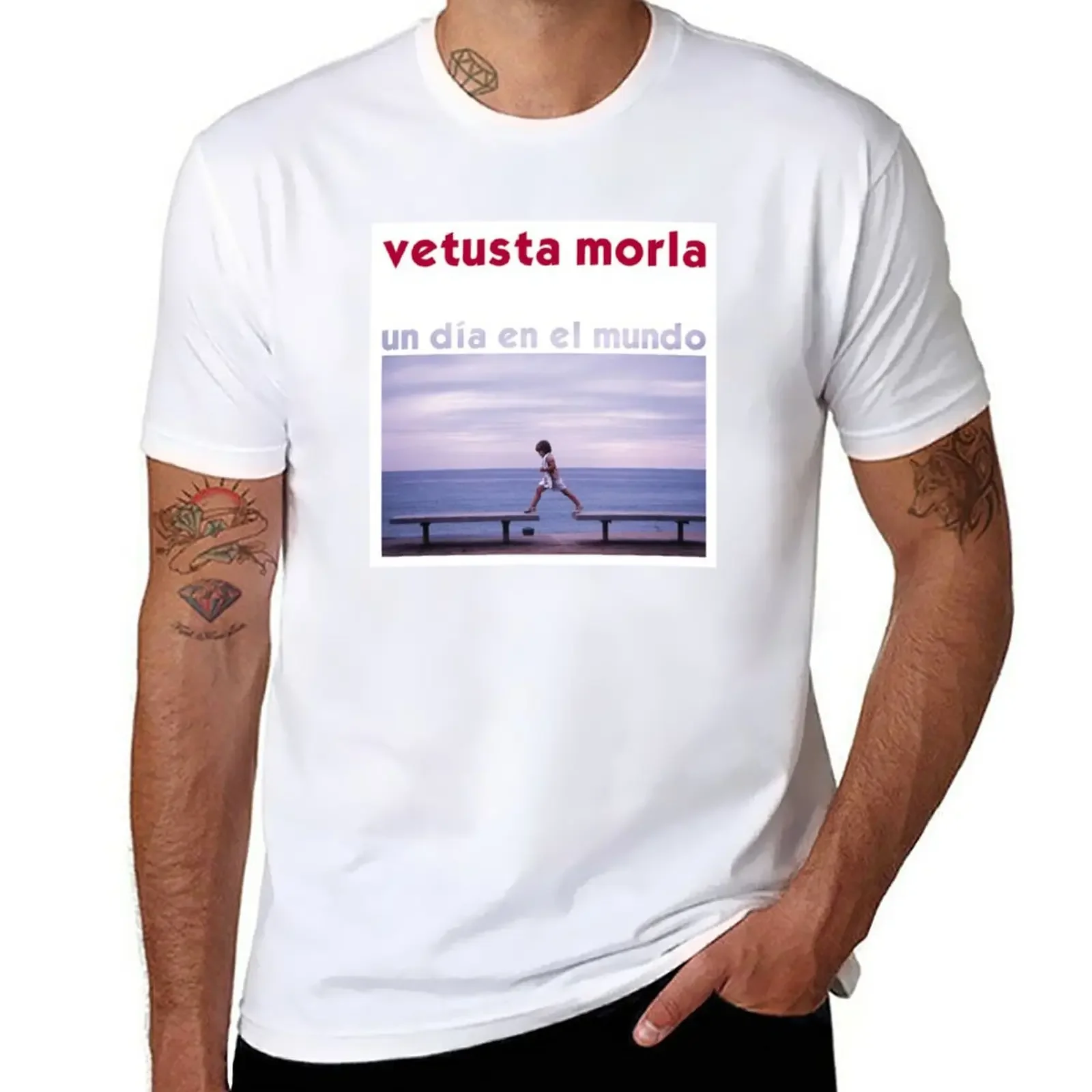 T-Shirt Funny Boys Men's Clothing New Cover of The Album A Day in The World By Vetusta Morla Harajuku Oversized Summer Funny