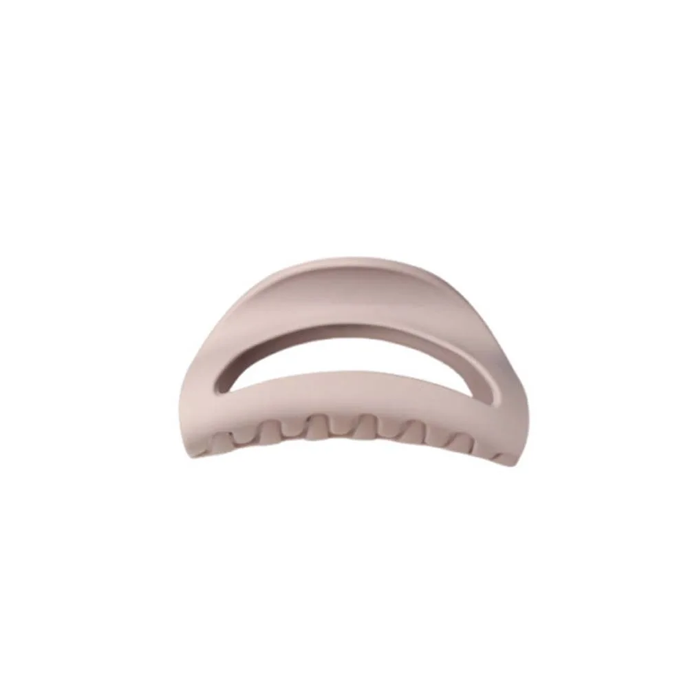 

Safe Silicone Shark Clip Korean Style Simple Semilune Shaped Hair Claw Waterproof Creative Elastic Plastic Hair Claw Daily