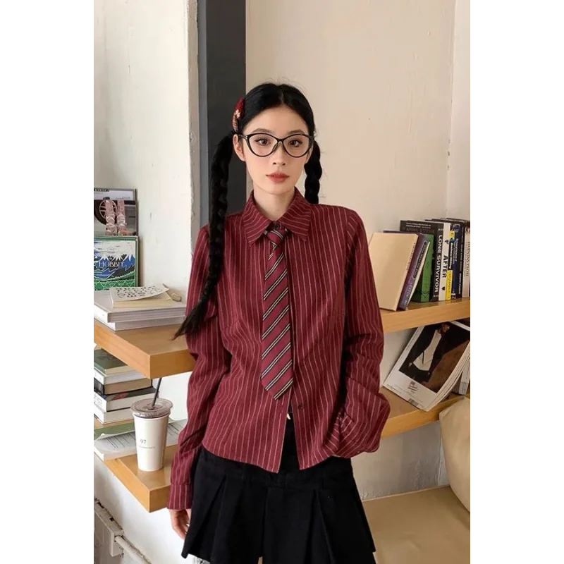 

Women's Retro Striped Shirt Autumn New Splicing POLO Collar Button Fashion Casual Loose Long-sleeved Top