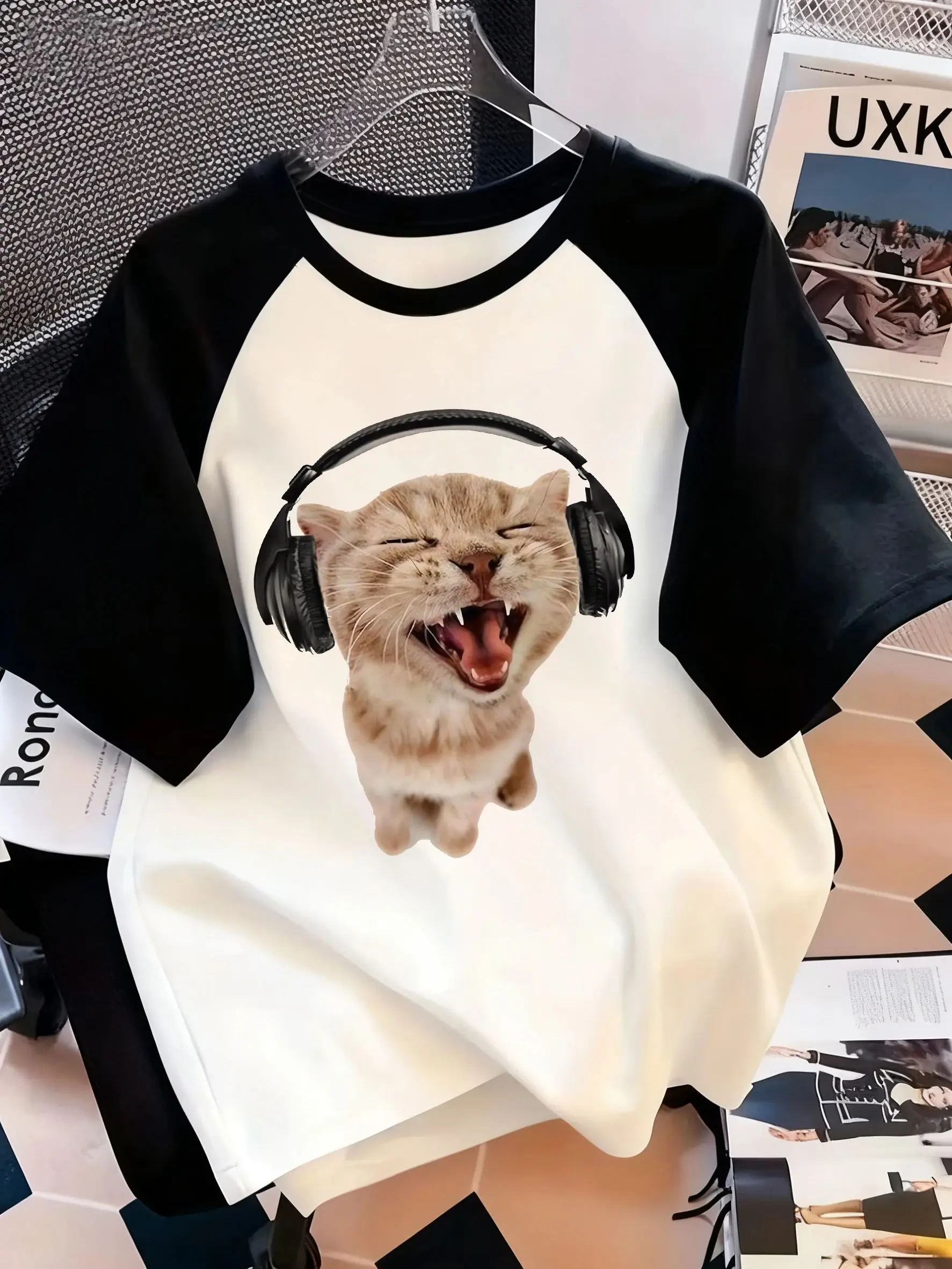 Women's Round Neck Printed Cat Shaped T-shirt and Y2K Cartoon Graphic Music Spring/summer Sleeve Top, Women's Clothing