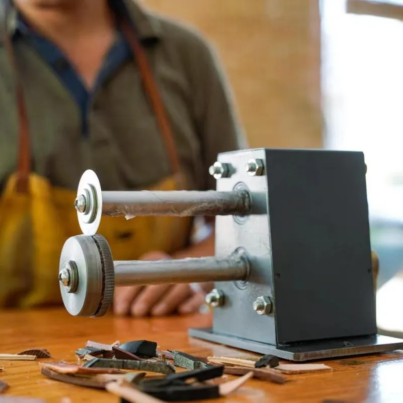 

Handcrafted Shoe Making Tool Portable Cowhide Outsole Cutting Machine Rubber Handmade Shoe Sole Making Tool