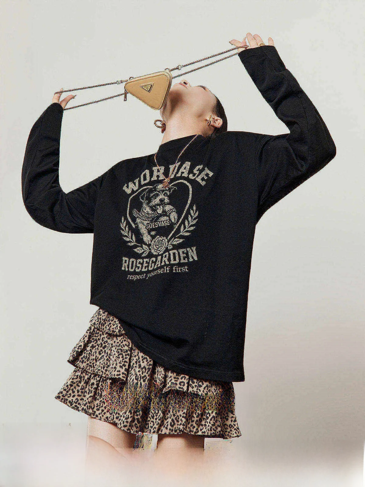 

Trendy Retro Leopard Print Long Sleeve T-Shirt Women's Loose Fit Autumn Fashion Top New 2025 Wild Animal Pattern Casual Wear
