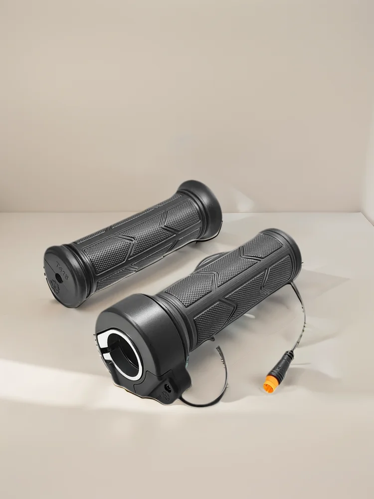 AliExpress NONE Electric Bicycle WUXING 192X Full Twist Throttle Right Handle Throttle Waterproof/SM Connector for E Bikes or Electric Scooter