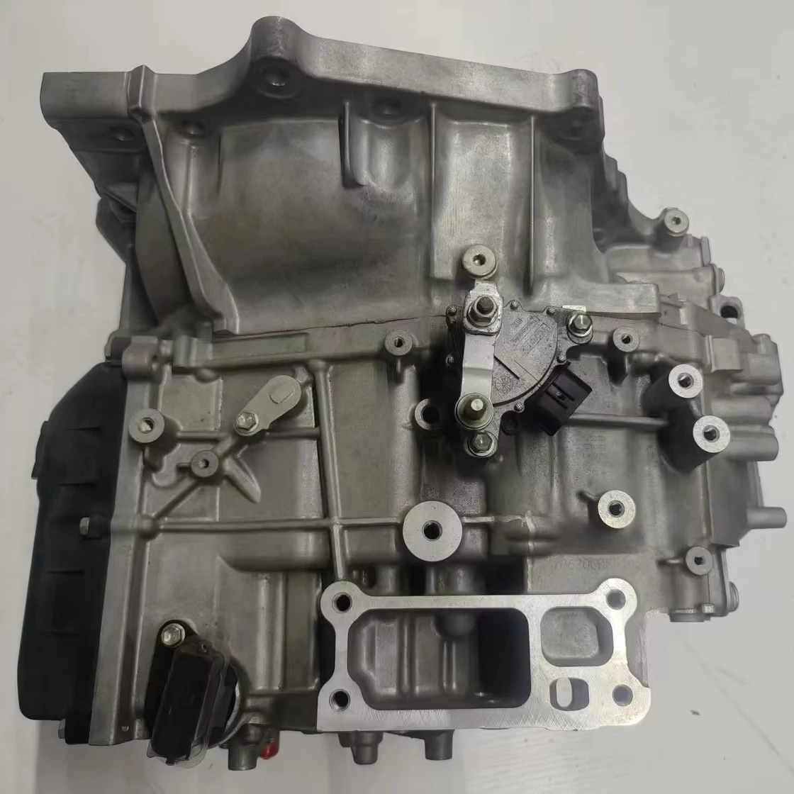 

Brand new automatic transmission assembly UB10 for Camry