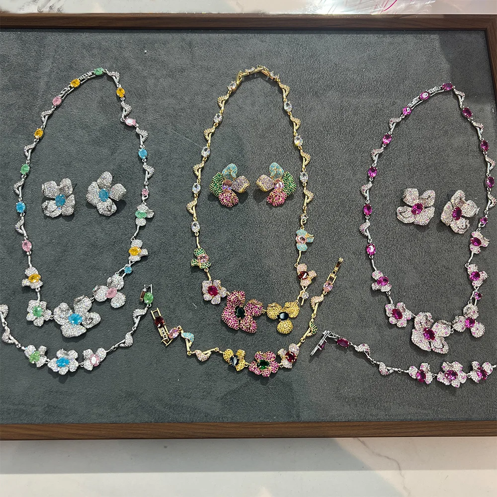 

Caibao Heavy Industry Flowers European and American Fashion High-end Jewelry Set Vintage RetroNecklace