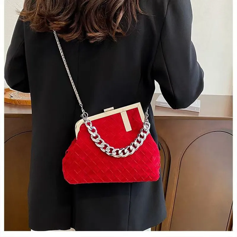 

New Personalized High-End Versatile Shoulder Crossbody Bag For Women Fashionable Ladies Irregular Hand-Carrying Woven Bag