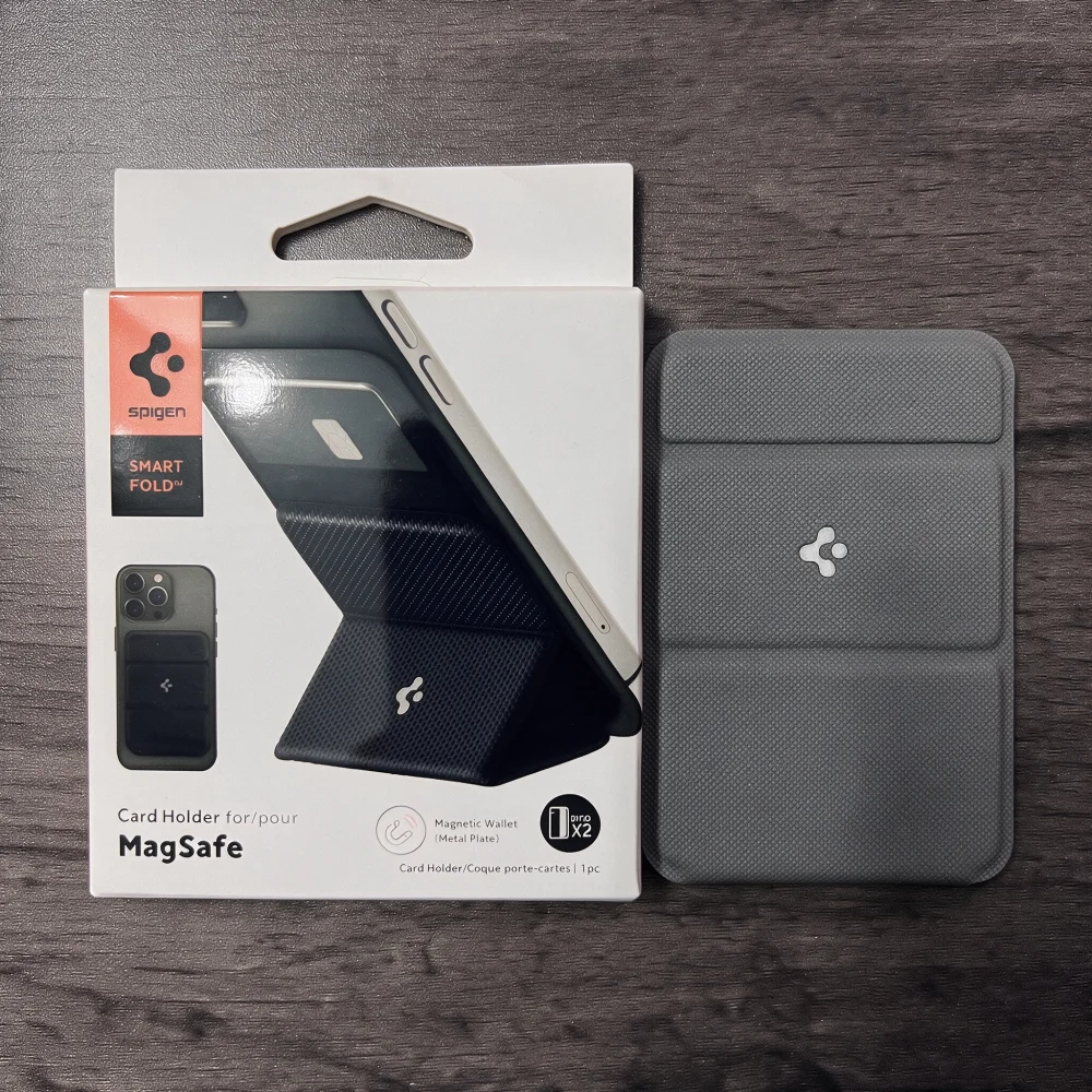 Original Spigen Leder-Faltmagnet-Matte-Wallet-Kartenhalter für MagSafe Kartenhalterung für iPhone 17 16 15 14 13 Pro Max Air