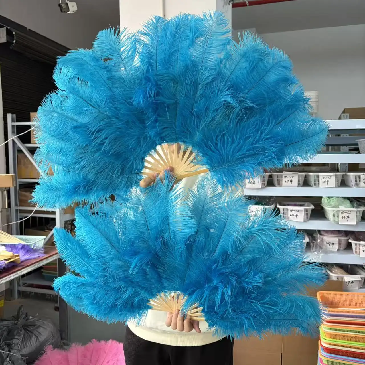 Lightweight Foldable Ostrich Feather Fan 70*40CM 15 Bones Lake Blue Handheld for Travel Dance Party Wedding Decor