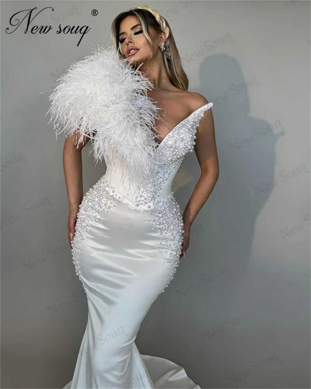 

Haute Coutures V Neck Evening Dresses Vestidos De Cóctel One Shoulder Feathers Cocktail Pageant Dress Dubai Mermaid Party Dress